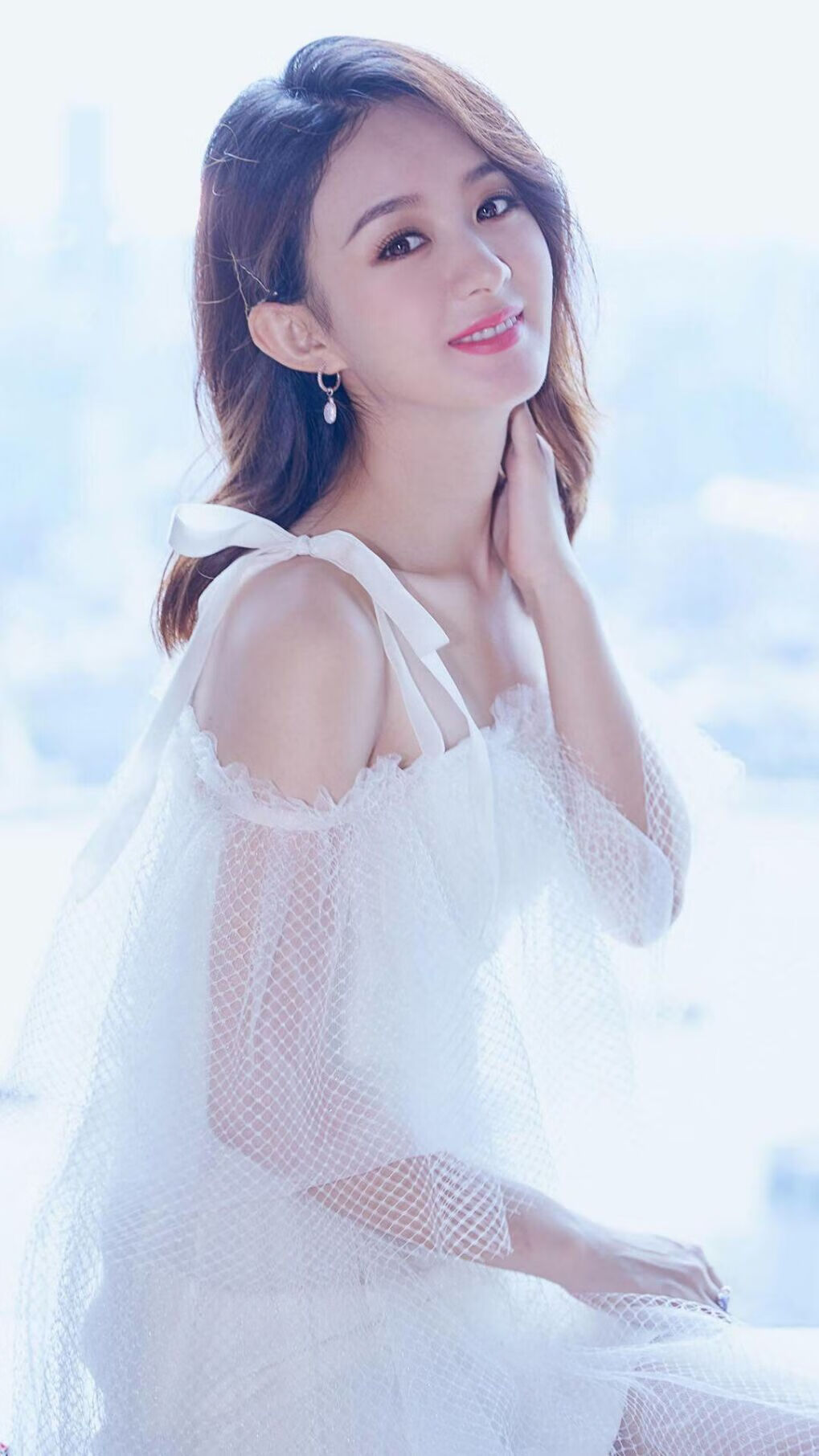 世界杯之夜,唯独他的球场下着雪